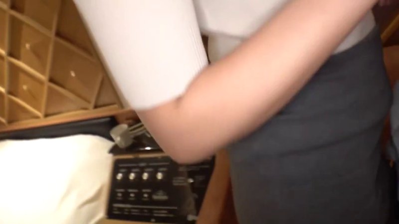 P活ギャルの9頭身ボディを堪能！舐り回し生ハメ中出しの個撮物語